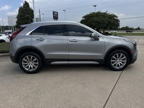 Used 2023 Cadillac XT4 Premium Luxury AWD/4WD image 4