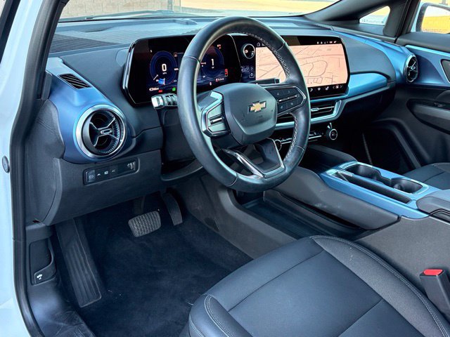 Used 2024 Chevrolet Equinox EV LT FWD image 12