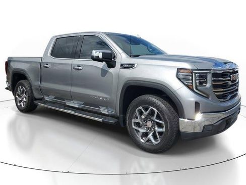 Used 2023 GMC Sierra 1500 SLT w/ SLT Premium Package image 2