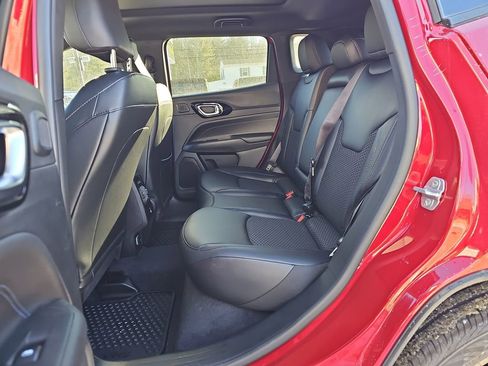 New 2026 Jeep Compass Latitude w/ Sun and Sound Group image 28