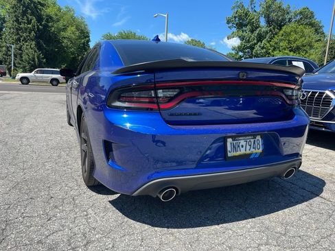 Used 2021 Dodge Charger R/T w/ Blacktop Package RWD image 3