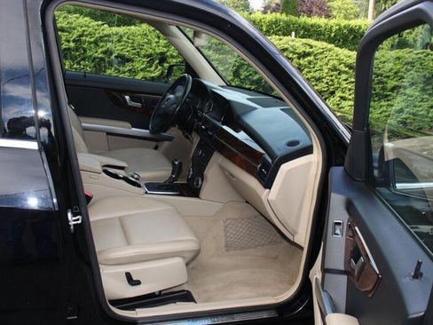Used 2012 Mercedes-Benz GLK 350 4MATIC image 14