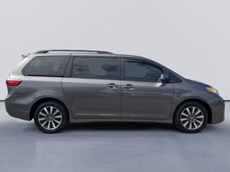 Used 2020 Toyota Sienna LE AWD/4WD video 2