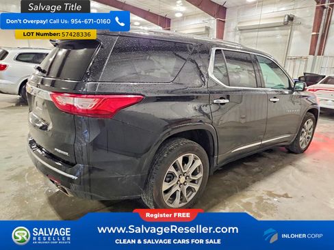 Used 2021 Chevrolet Traverse Premier AWD/4WD image 4