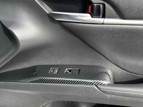 Used 2022 Toyota Camry XSE image 57