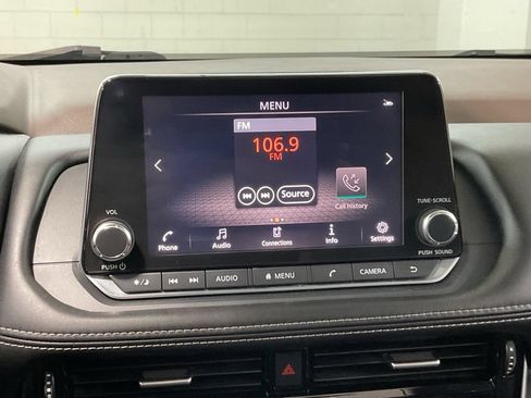 Used 2021 Nissan Rogue SV w/ Premium Package AWD/4WD image 14