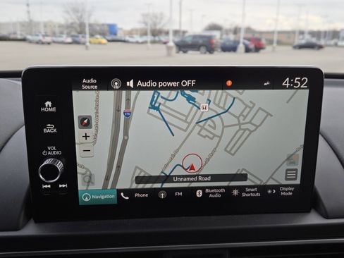 Used 2025 Honda Pilot Elite image 4