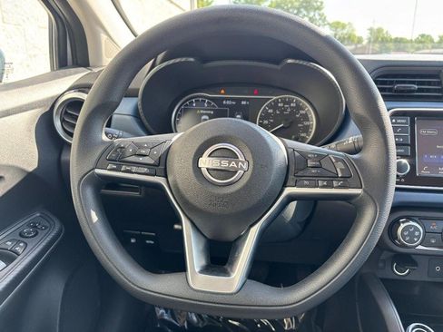 Used 2025 Nissan Versa SV FWD image 16