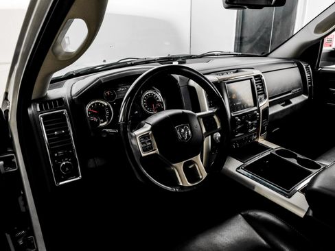 Used 2015 RAM 1500 Laramie w/ Convenience Group AWD/4WD image 22