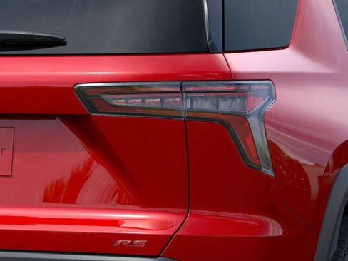 New 2025 Chevrolet Equinox RS w/ Safety and Technology Package image 11