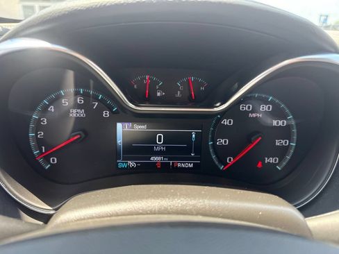 Used 2018 Chevrolet Impala LT w/ LT Convenience Package FWD image 10