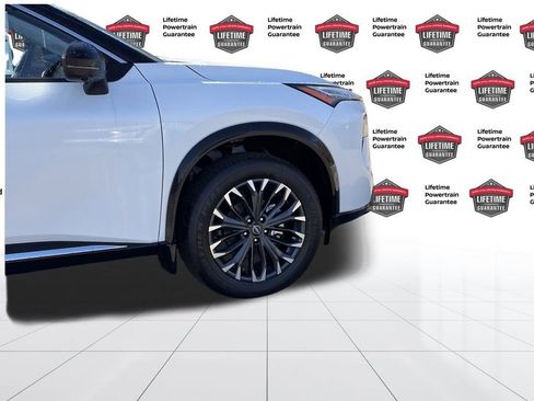 New 2026 Nissan Rogue Platinum image 9