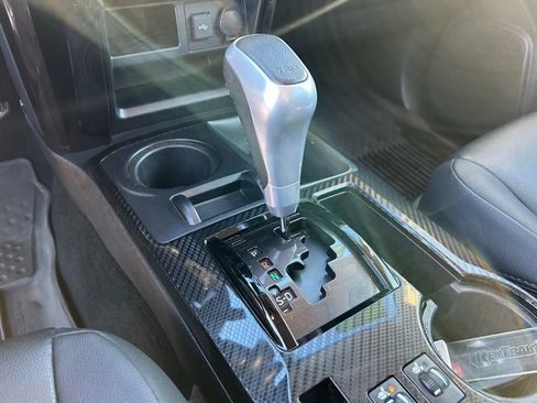 Used 2024 Toyota 4Runner TRD Off-Road Premium image 28