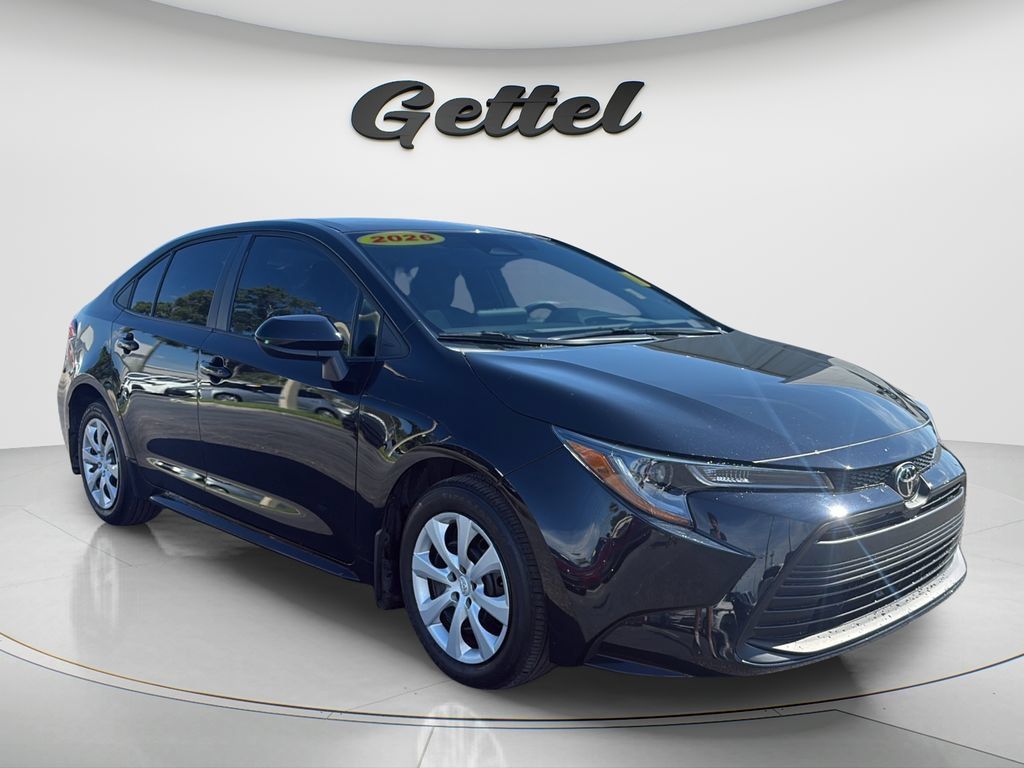 Used 2026 Toyota Corolla LE FWD image 3