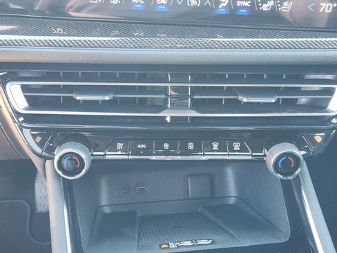 New 2026 Chevrolet Traverse High Country image 14