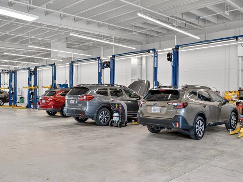 Used 2022 Mercedes-Benz GLC 300 w/ AMG Line image 34
