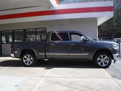 Used 2019 RAM 1500 Limited image 2