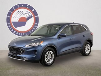 Used 2020 Ford Escape SE video 2
