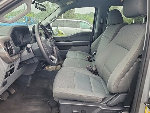 Used 2025 Ford F150 XLT w/ Equipment Group 301A Standard AWD/4WD image 18