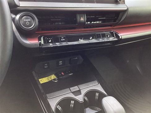 Certified 2024 Toyota Prius Prime image 21