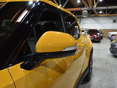 Used 2022 Rivian R1T Adventure image 75