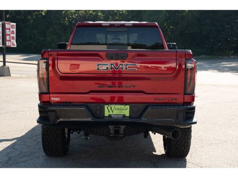 New 2026 GMC Sierra 2500 AT4X w/ LPO, Black Badging Package AWD/4WD image 7