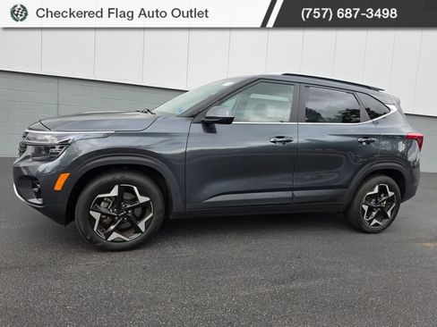 Used 2024 Kia Seltos EX AWD/4WD image 2