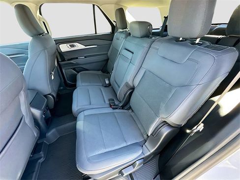 New 2026 Ford Explorer Active image 17