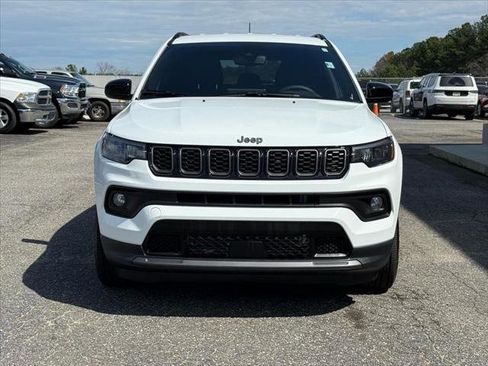 Certified 2026 Jeep Compass Latitude AWD/4WD image 8