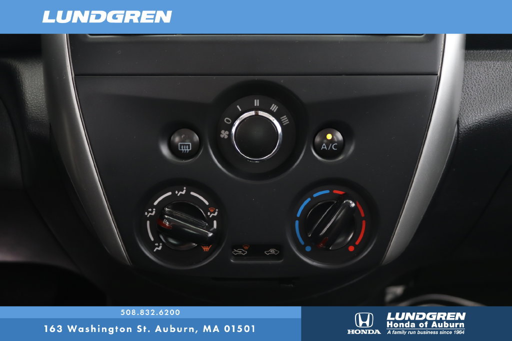 Used 2016 Nissan Versa SV FWD image 20