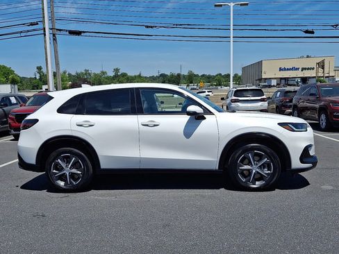 Certified 2025 Honda HR-V EX-L image 8
