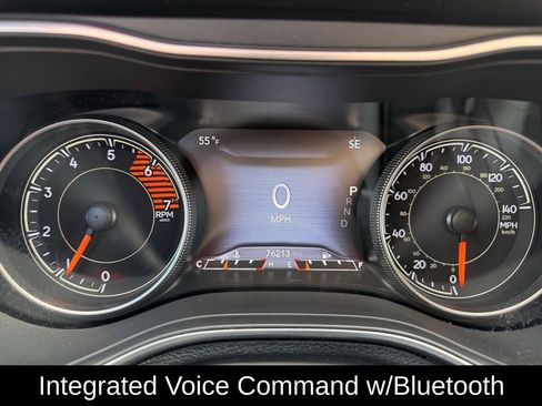 Used 2019 Jeep Cherokee Limited AWD/4WD image 13