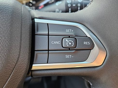 New 2026 Jeep Compass Latitude AWD/4WD image 22