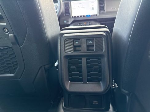 New 2025 Ford Bronco Badlands w/ Sasquatch Package AWD/4WD image 41