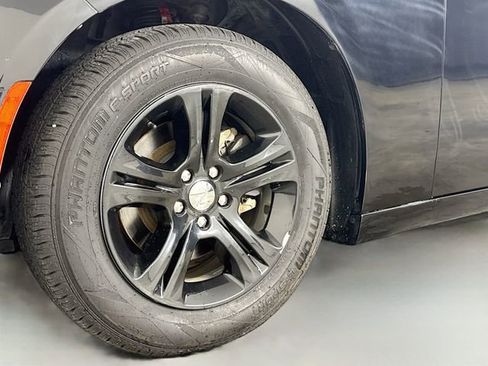 Used 2020 Dodge Charger SXT image 33