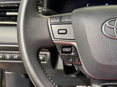 Certified 2025 Toyota Camry SE FWD image 22
