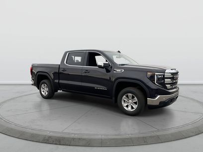 New 2026 GMC Sierra 1500 SLE w/ Preferred Package