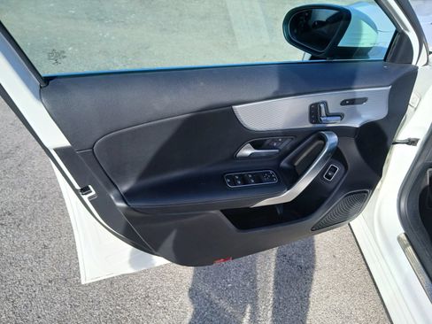 Used 2021 Mercedes-Benz A 220 image 11