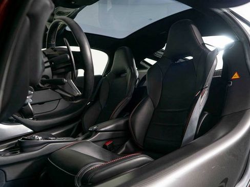 Used 2023 McLaren GT image 15