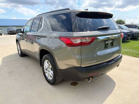 Used 2019 Chevrolet Traverse LT FWD image 4