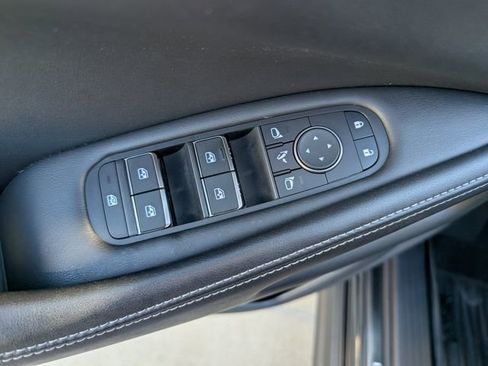 Used 2023 INFINITI QX60 Sensory w/ Vision Package AWD/4WD image 22