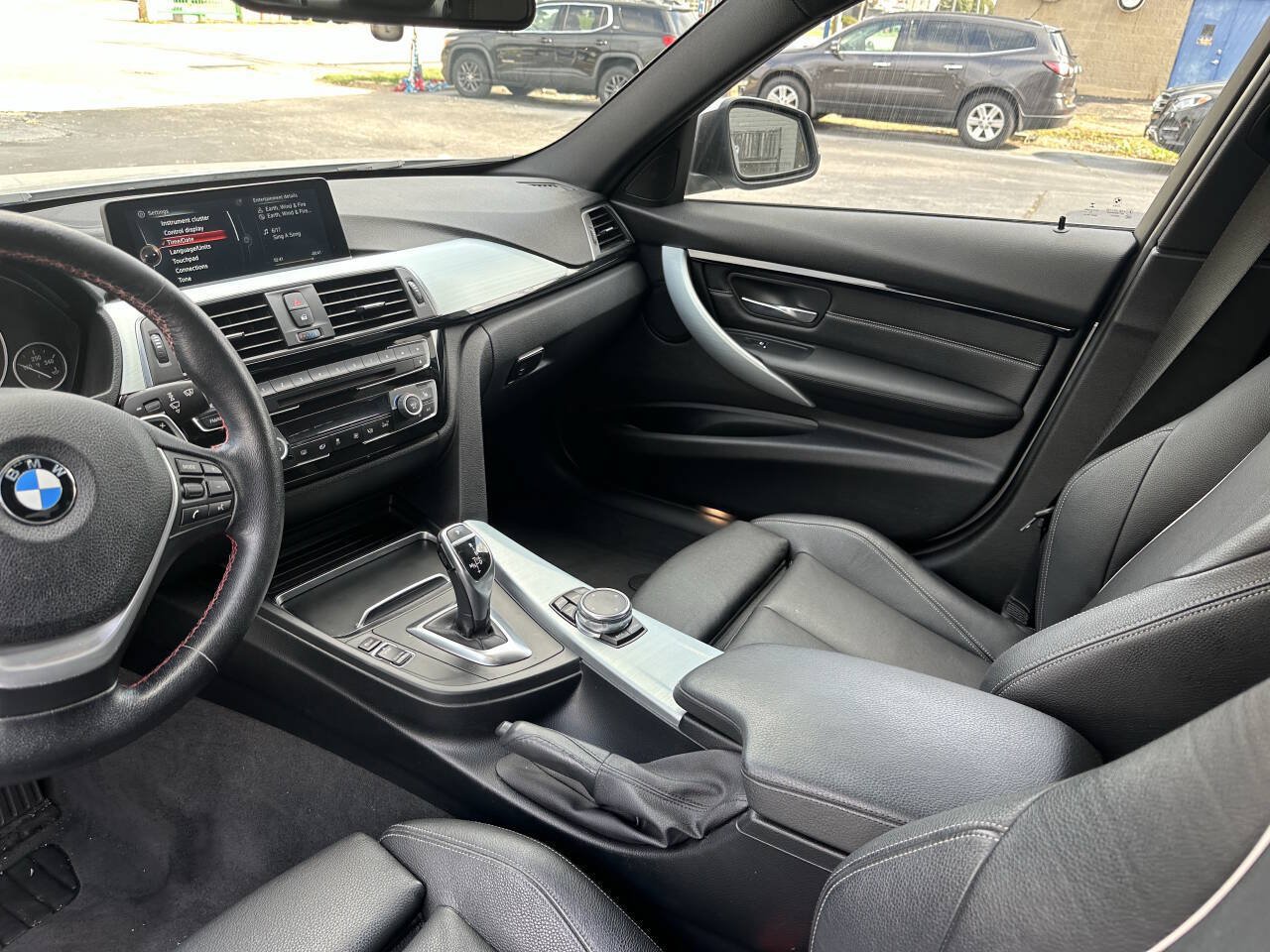 Used 2016 BMW 328i xDrive Sedan w/ Premium Package AWD/4WD image 25
