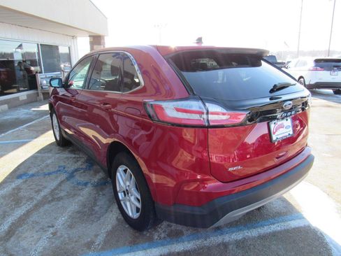 Used 2024 Ford Edge SEL w/ Convenience Package AWD/4WD image 8