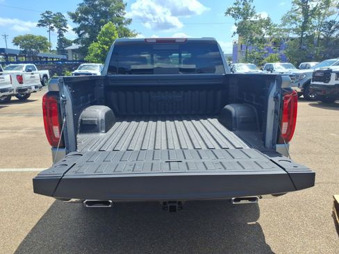 New 2026 GMC Sierra 1500 SLT w/ SLT Premium Plus Package AWD/4WD image 5