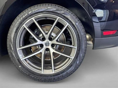 Used 2026 Porsche Macan AWD/4WD image 24