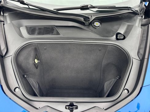 Used 2021 Chevrolet Corvette Stingray Preferred Cpe w/ Z51 Performance Package image 21