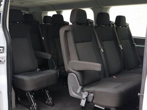 Used 2023 Ford Transit 350 XLT image 12