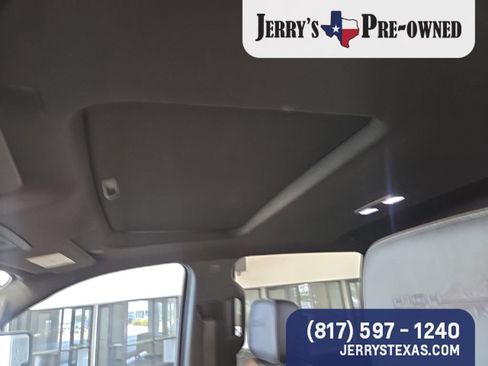 Used 2022 Chevrolet Silverado 2500 High Country w/ Safety Package II AWD/4WD image 8