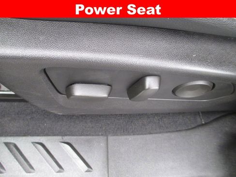 Used 2024 GMC Canyon Denali AWD/4WD image 24