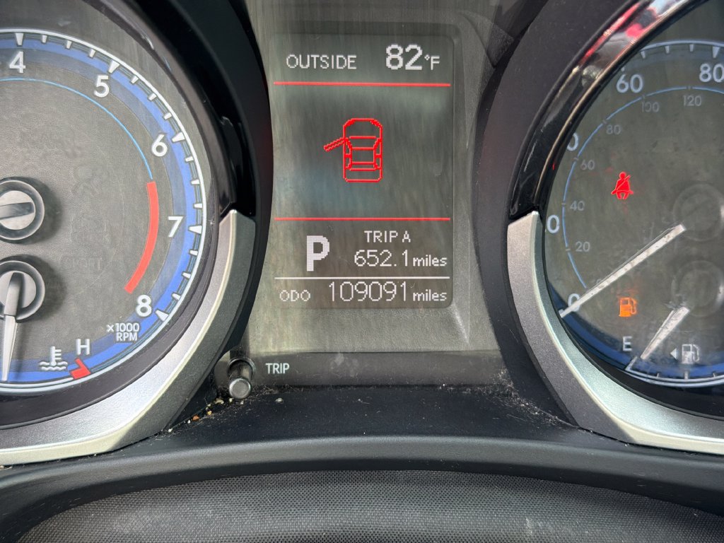 Used 2015 Toyota Corolla S FWD image 17